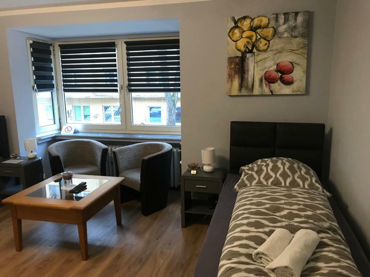 Apartment Maximilians Düsseldorf Esterno foto